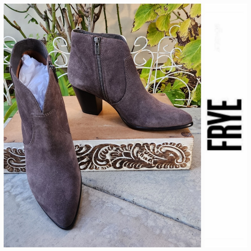 Chic Frye Soft Grey Suede Ankle Booties